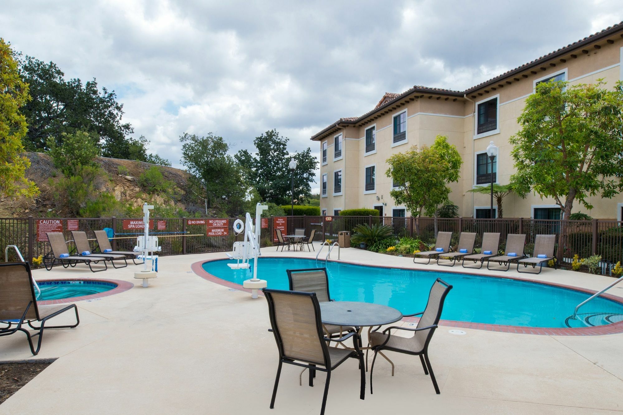 Towneplace Suites Thousand Oaks Ventura County ภายนอก รูปภาพ